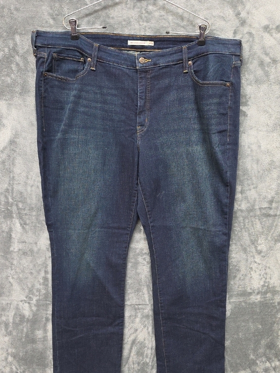 Levi's Denim - Levi's Women's Straight Leg Jeans in Indigo Blue sz 24W